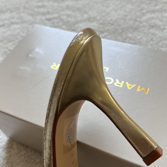 🔥Marc Fisher Gold Heel Sandals. - Picture 12 of 13